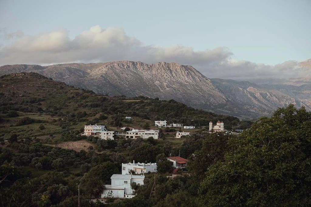 Lotusland, A Relaxing House At Amari Rethymno Βίλα Αγία Φωτεινή Εξωτερικό φωτογραφία